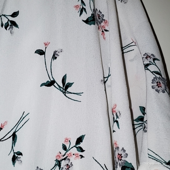 Floral dress - Picture 2 of 2